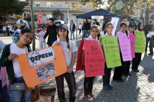 İzcilerden deprem duyarlılığı