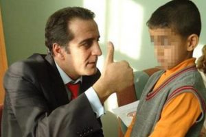 Sahte do&ccedil;ent az kalsın profes&ouml;r olacaktı!