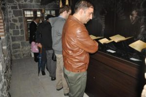 Mukkaddes miraslar sergisi a&ccedil;ıldı