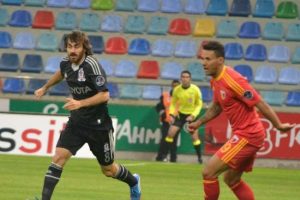 Kartal ilk yarıyı &ouml;nde kapattı
