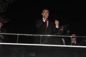 Sarıg&uuml;l'&uuml;n destek&ccedil;ilerinden ilk isteği