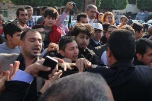 Atat&uuml;rk'&uuml; anma t&ouml;reninde gerginlik &ccedil;ıktı