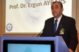 Atat&uuml;rk'e parti i&ccedil;inden faşizm tavsiyeleri bulundular