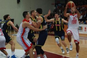 TOFAŞ, Fenerbah&ccedil;e'yi devirdi