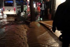 Şanlıurfa sele teslim