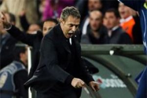 Ersun Yanal 11 yıl sonra kazandı