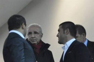 Galatasaray'da olağan&uuml;st&uuml; toplantı