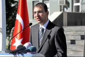İzmir Valisinden "Suriyeli se&ccedil;men" a&ccedil;ıklaması