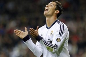 Ronaldo'nun 2 gol&uuml; kaldı
