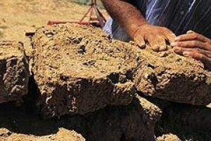 Bayburt'ta kerpi&ccedil; ev &ccedil;&ouml;kt&uuml;