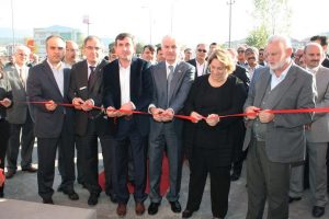 Nil&uuml;fer'de g&ouml;rkemli a&ccedil;ılış