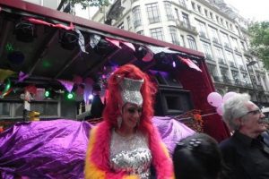 Arjantin'de renkli 'Gay Onur Y&uuml;r&uuml;y&uuml;ş&uuml;'