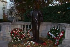 Amerika'nın ilk Atat&uuml;rk heykeli