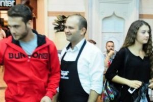 Sarayda neler oluyor!