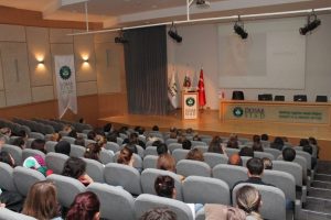 Bursa'da moda konuşuldu