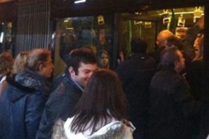 İthal metrob&uuml;s bir kez daha sınıfta kaldı