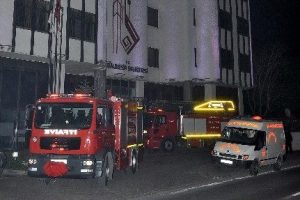 Balıkesir Belediyesi'nde yangın paniği