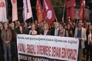 Galatasaray'da kadınlı erkekli protesto