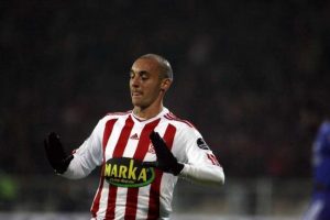 S&uuml;per Lig'de "kral"lık yarışı