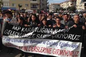 İzmir'de din dersi protestosu