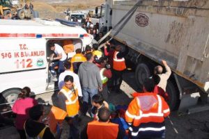 Kazayı unutup kavgaya tutuşacaklardı