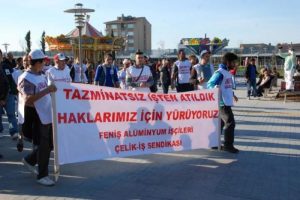 Feniş iş&ccedil;ilerinin protesto y&uuml;r&uuml;y&uuml;ş&uuml;