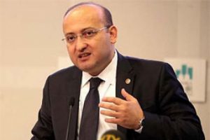 Akdoğan'dan Diyarbakır a&ccedil;ıklaması