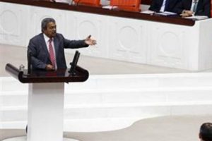 Genel Kurul'da 'beyinsiz' tartışması