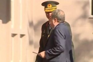Bakan'a komutandan esrarengiz not