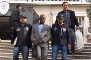 İşadamı &ouml;yle bir y&ouml;ntemle dolandırıldı ki..