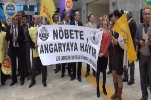 Adalet &ccedil;alışanlarından protesto