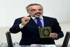 K&uuml;rs&uuml;ye Kur'an'la &ccedil;ıktı!