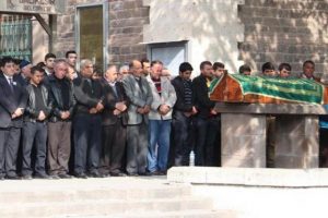 Liseli Harun son yolculuğuna uğurlandı