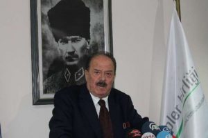 "Aziz Yıldırım c&uuml;rm&uuml; kadar yer yakar"