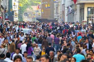 Yunanistan'ın n&uuml;fusu yaşlanıyor