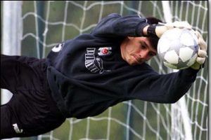 Beşiktaş'ın eski kalecisine hapis şoku!