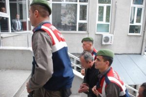 Kayınbiraderini bı&ccedil;aklayan enişteye 6 yıl hapis