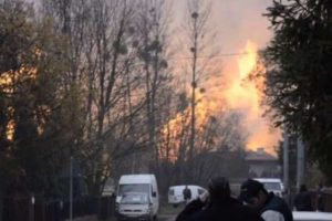 Doğalgaz boru hattı patladı: 10 yaralı, 2 kayıp