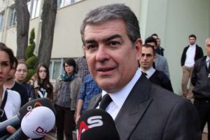 "AK Parti 'masadan kalkalım' diyor"