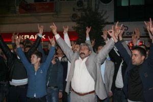 &Uuml;lk&uuml; Ocakları'na polis baskını!