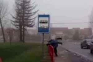 Sarhoş adamı b&ouml;yle fırlattı
