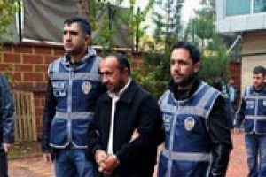 R&uuml;şveti faiziyle geri aldılar