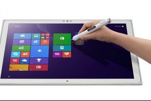 Dev 4K tablet T&uuml;rkiye'ye geliyor