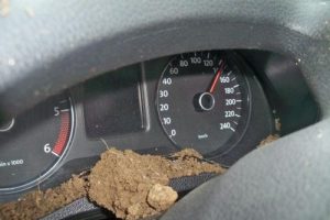 Kaza yapan aracın kadranı '140'ta takılı kaldı