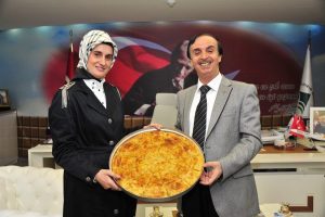 &Ouml;zgen Keskin'e b&ouml;rekli ziyaret