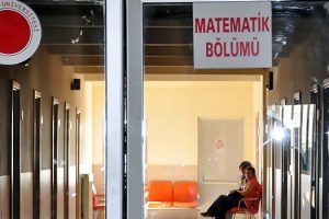 29 fak&uuml;lteye dekan atandı