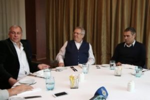 Fenerbah&ccedil;e yemekte buluştu