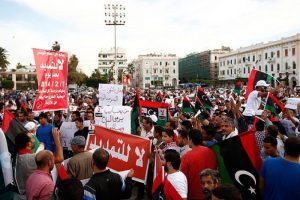 Libya'daki g&ouml;sterilerde AA ekibi saldırıya uğradı