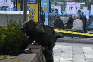 Başkent'te ş&uuml;pheli paket alarmı