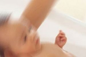 Tuvalette doğurdu bebeğinin başını koparıp, buzdolabında sakladı